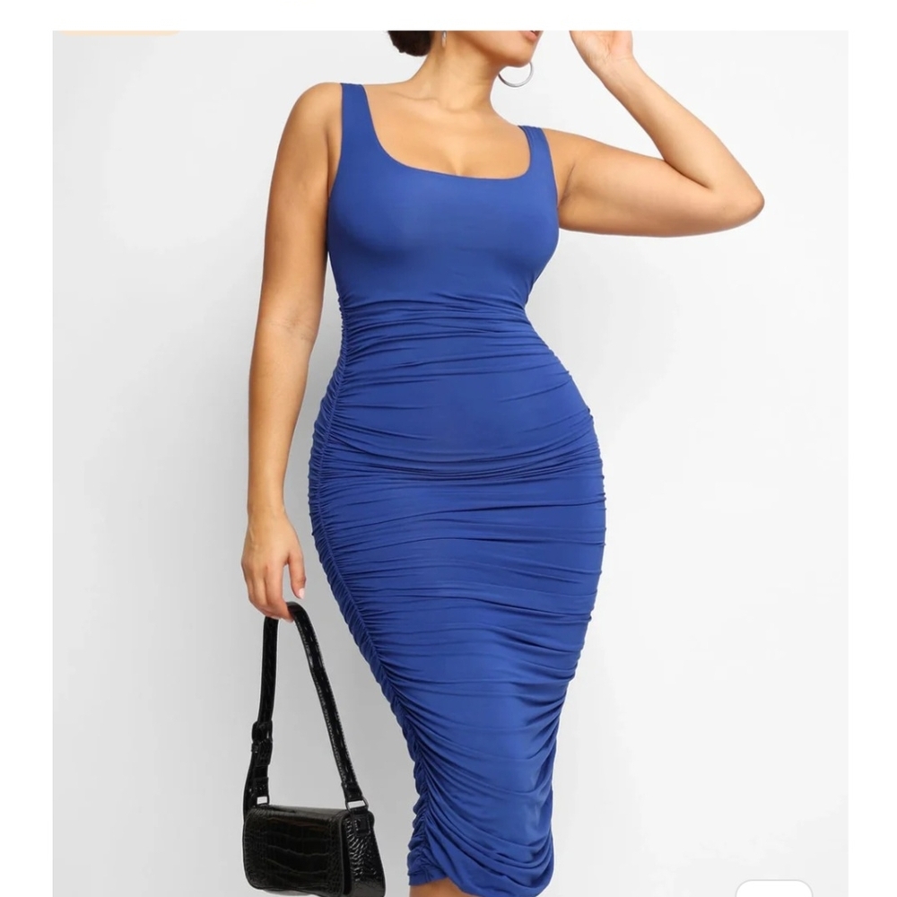 Blue Square Neck Bodycon Midi Dress - Picture 2 of 5